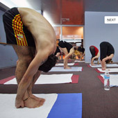 Bikram Yoga- Barcelona - Foto 1