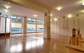 CENTRE ZAMA DE IOGA IYENGAR® de Barcelona les Corts - Foto 1