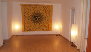 Ananda Yoga - Foto 1