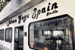 Bikram Yoga Spain Sevilla - Foto 1