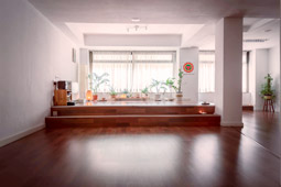 Centro de Yoga y Meditación Om Tara Salamanca - Foto 1