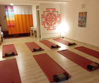 Ananda Yoga & Tantra Madrid - Foto 1