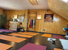 Escuela de yoga Arantxa Villa - Yoga Las Matas - Foto 1