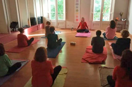 Movimiento Yogania - Foto 1