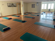 Escuela de Yoga Conchita Morera - Foto 1