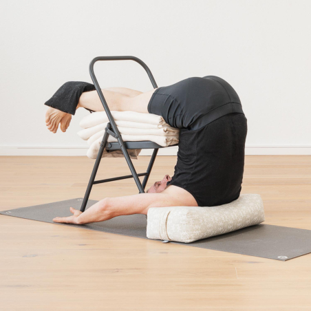 Silla de Yoga Plegable | Yoga Iyengar y Terapéutico | Yogaes