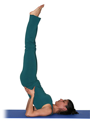 Media vela - SALAMBA SARVANGASANA